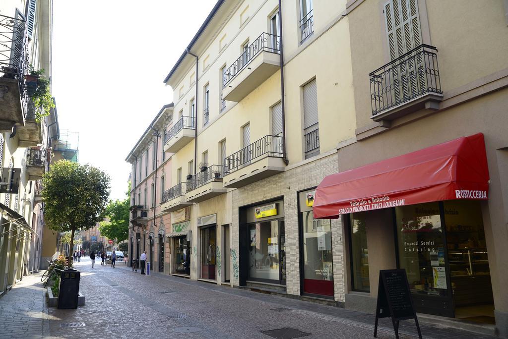 Appartamento Corso Adda Lodi Extérieur photo